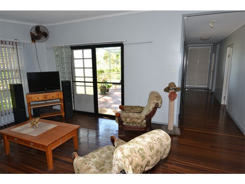 23 Moonmera Street, Kabra QLD 4702