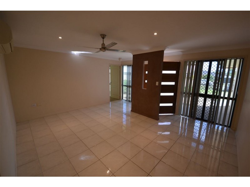 5 Kristin Close, Gracemere QLD 4702