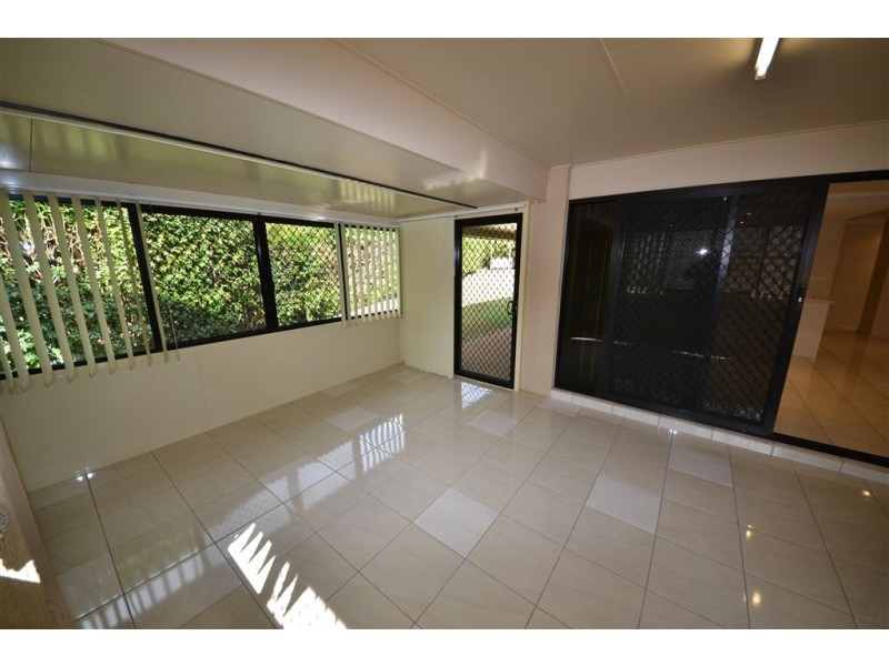 5 Kristin Close, Gracemere QLD 4702