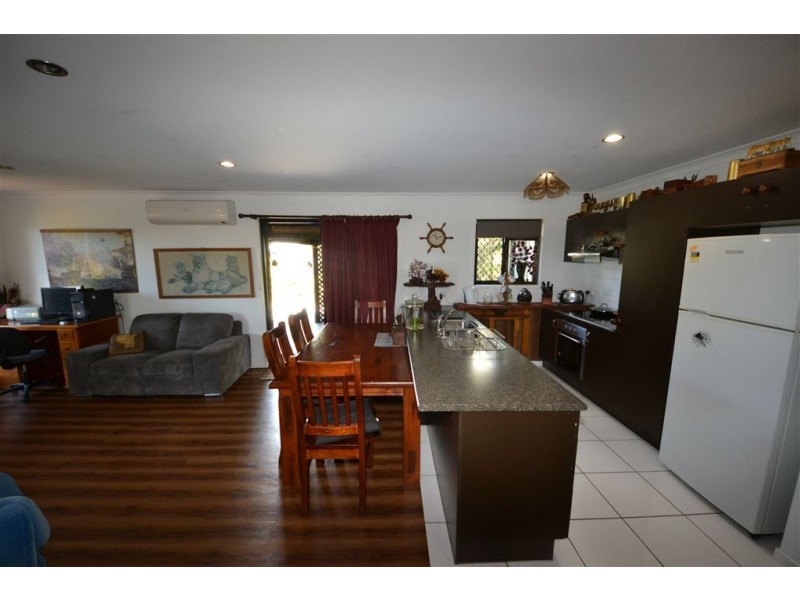 12 Angela Court, Gracemere QLD 4702