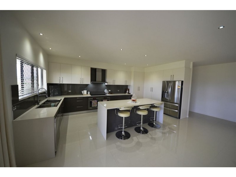 11 Huff Street, Gracemere QLD 4702