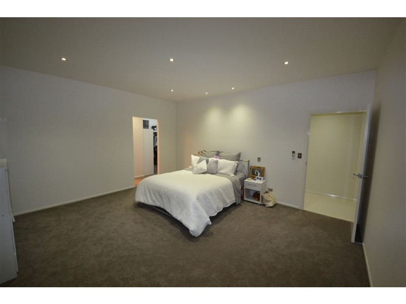 11 Huff Street, Gracemere QLD 4702