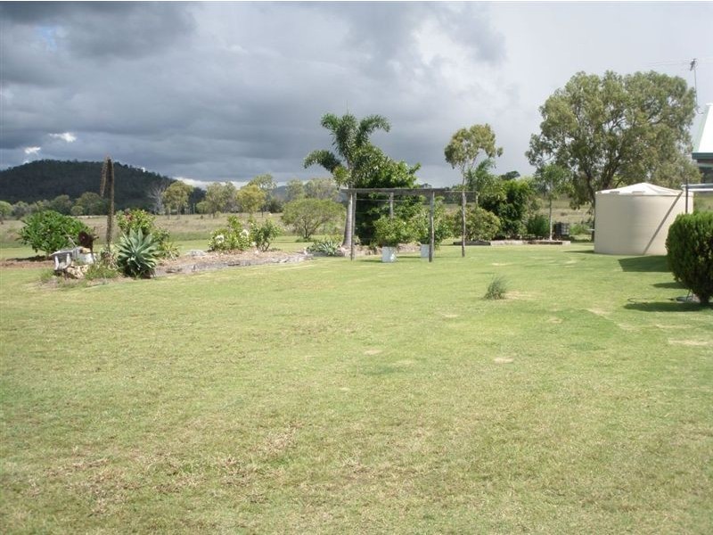 902 Milman Rd, The Caves QLD 4702