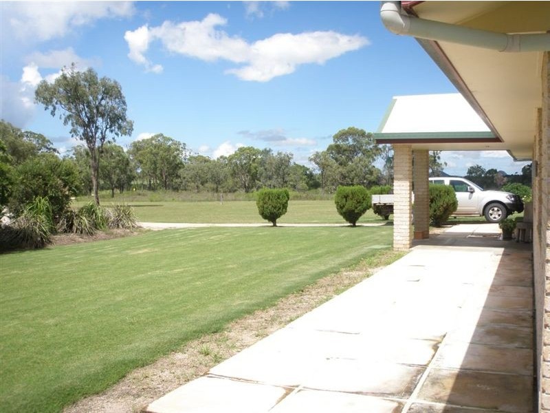 902 Milman Rd, The Caves QLD 4702