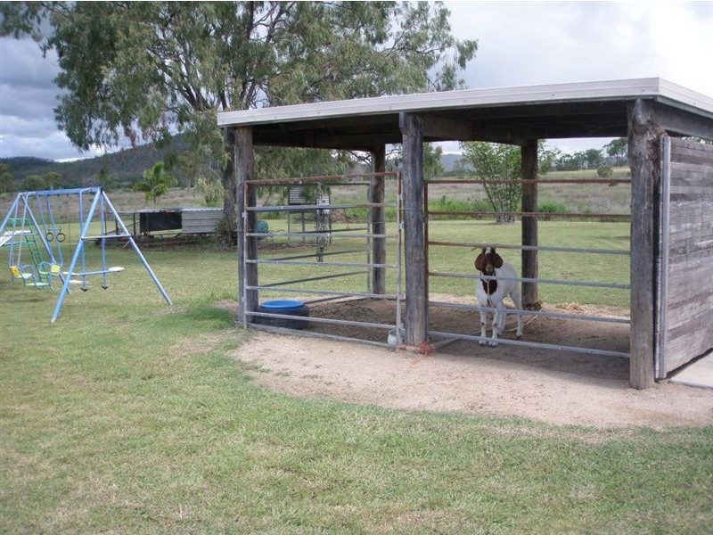 902 Milman Rd, The Caves QLD 4702