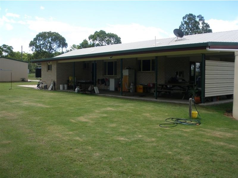 902 Milman Rd, The Caves QLD 4702