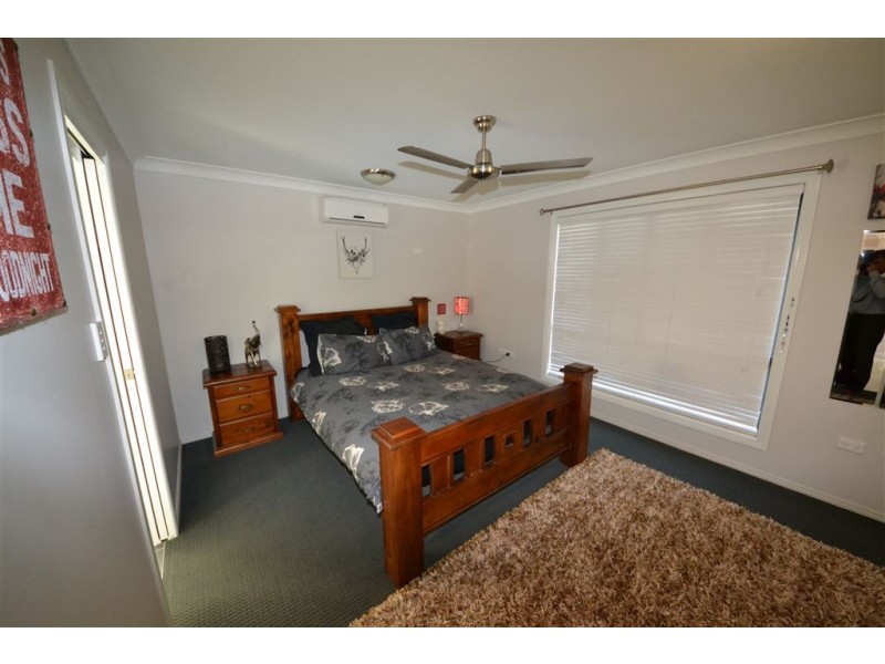 3 Jamie Crescent, Gracemere QLD 4702