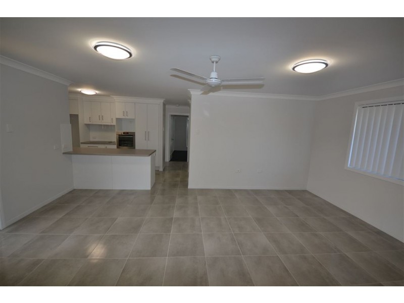 24 Burke and Wills Drive, Gracemere QLD 4702