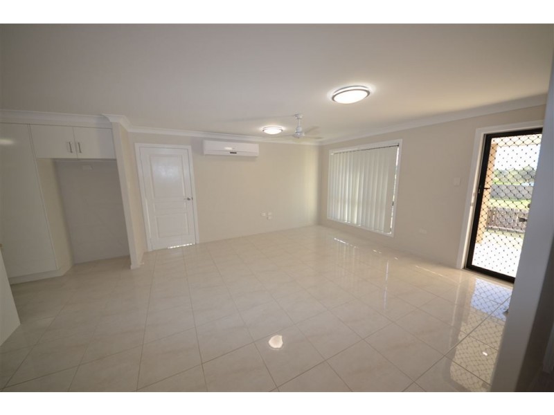 26 Burke and Wills Drive, Gracemere QLD 4702