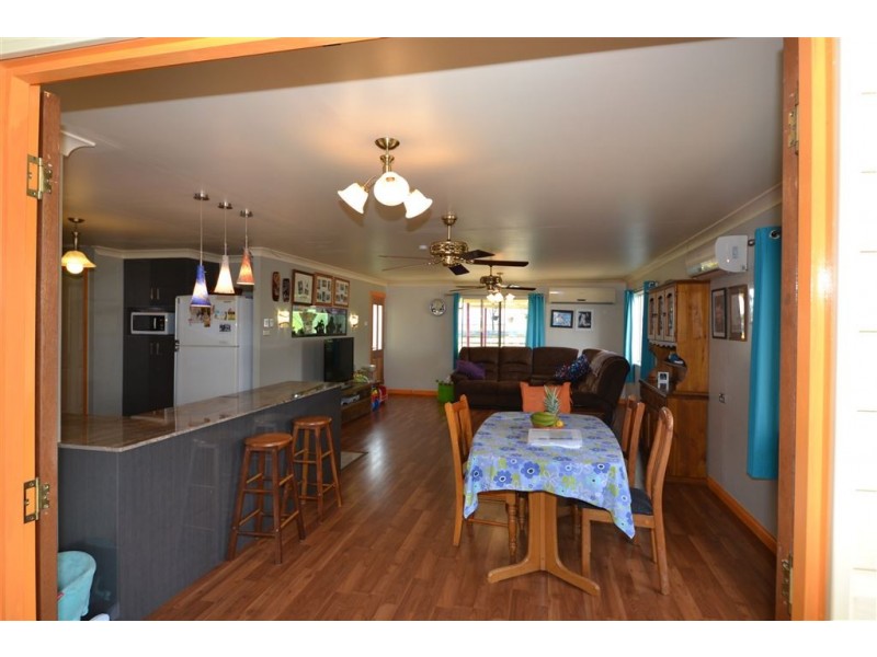 34 Nicholson Road, Alton Downs QLD 4702