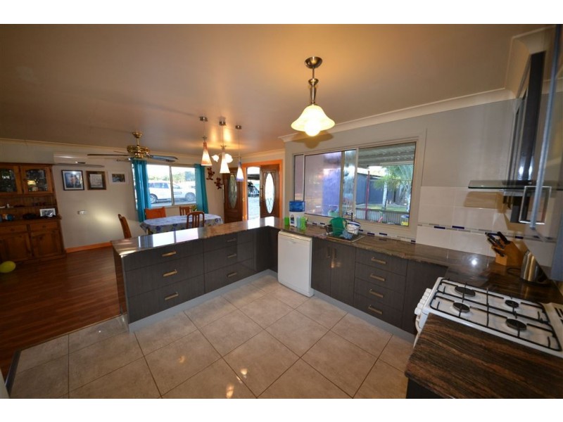 34 Nicholson Road, Alton Downs QLD 4702