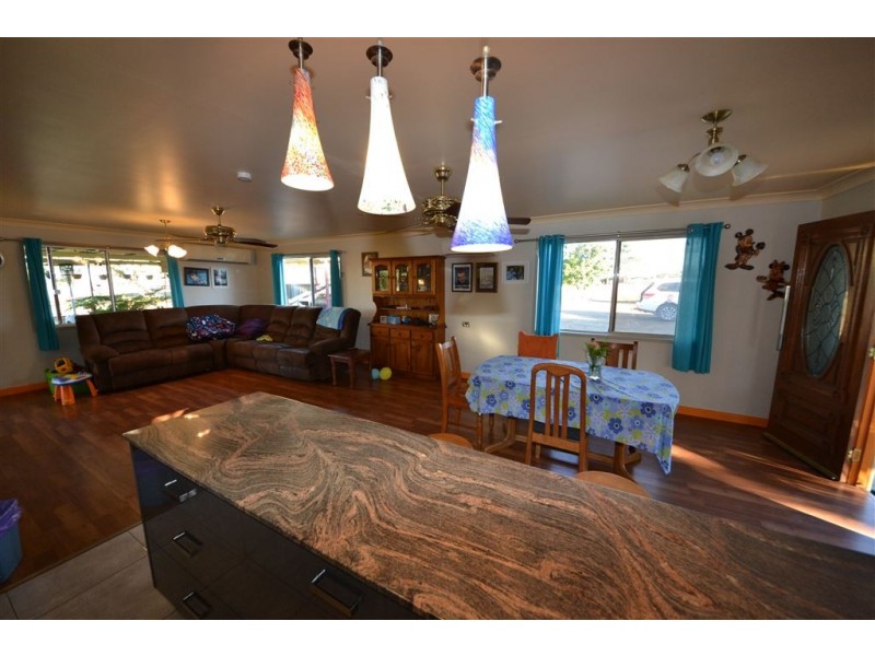 34 Nicholson Road, Alton Downs QLD 4702