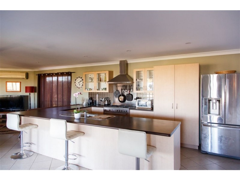 49 O Brien Road, Alton Downs QLD 4702
