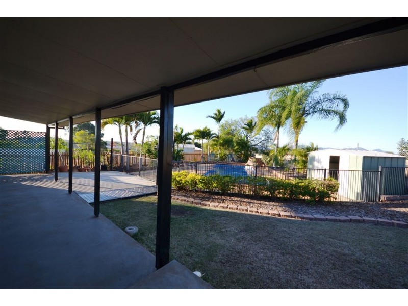 4 Roy Place, Gracemere QLD 4702