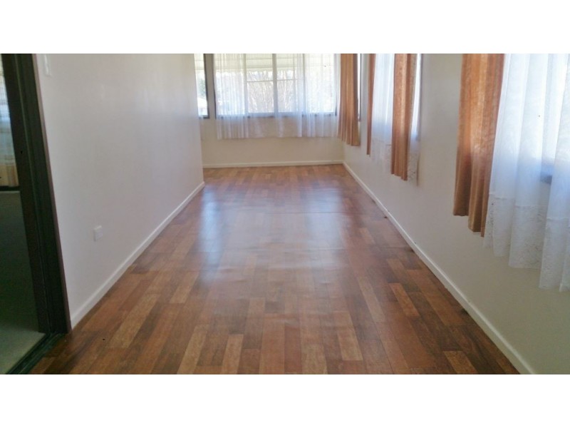 46 Hall Street, Mount Morgan QLD 4714