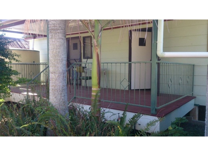 46 Hall Street, Mount Morgan QLD 4714