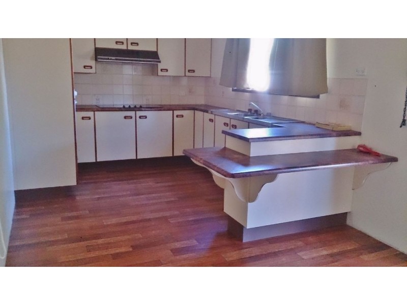 46 Hall Street, Mount Morgan QLD 4714