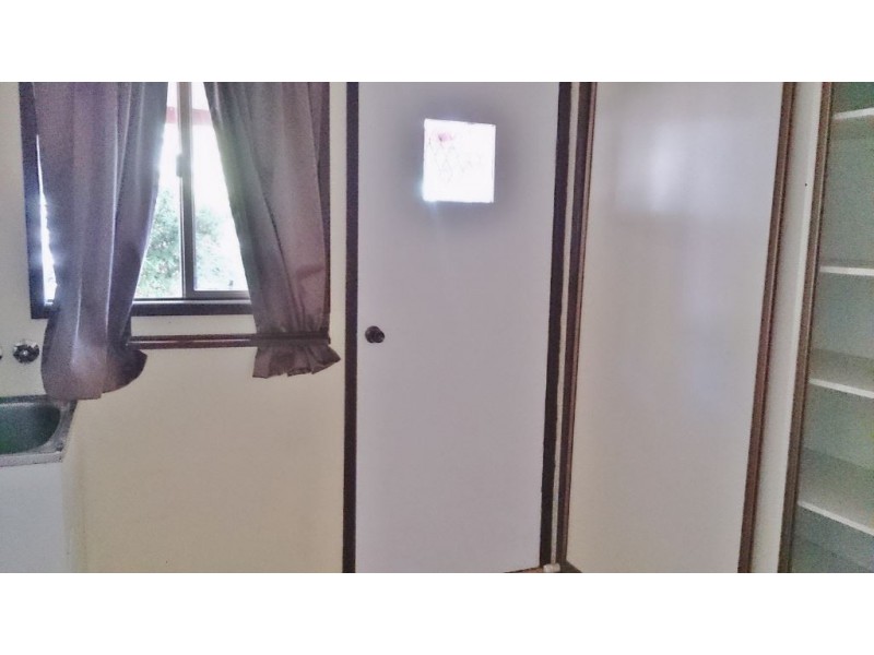 46 Hall Street, Mount Morgan QLD 4714