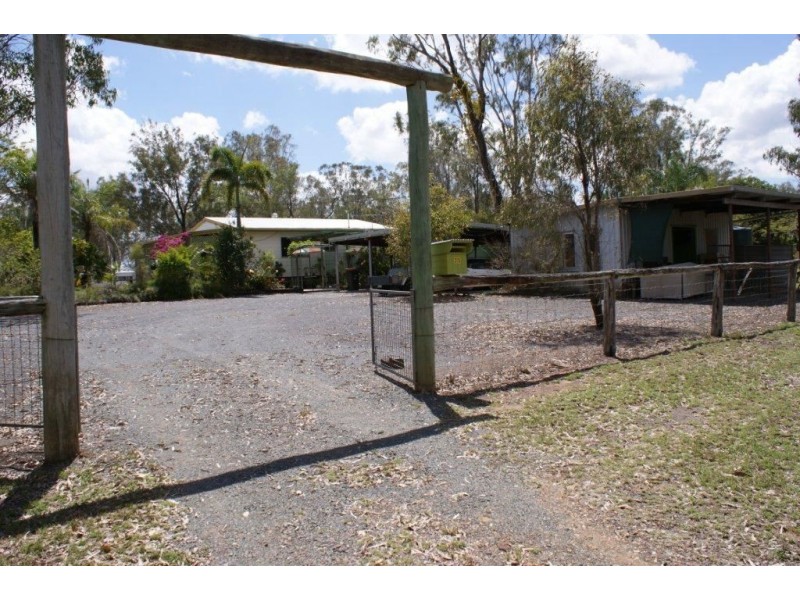 35 Iris Street, Yaamba QLD 4704