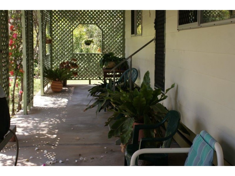 35 Iris Street, Yaamba QLD 4704