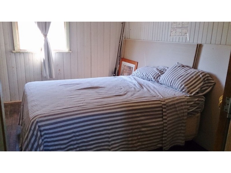 23 West Street, Mount Morgan QLD 4714