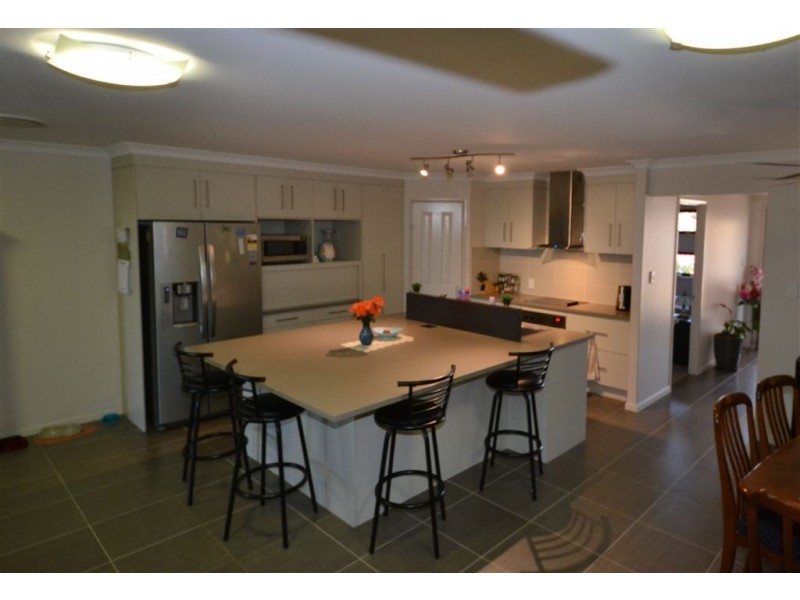 5 Flyn Close, Gracemere QLD 4702