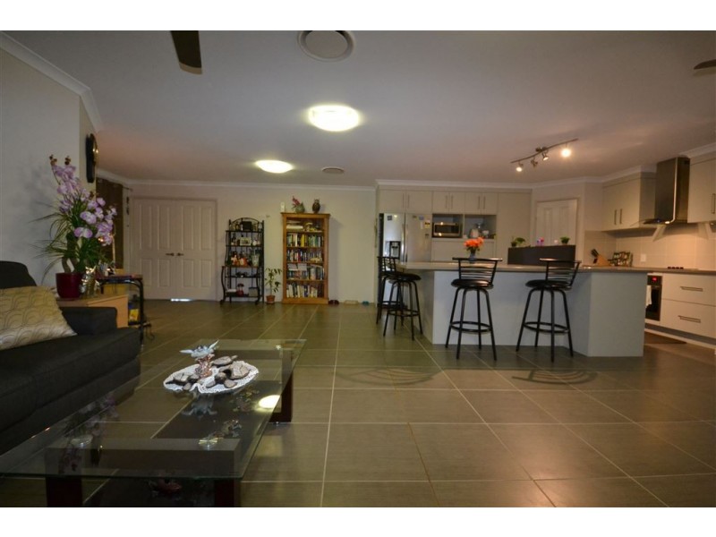 5 Flyn Close, Gracemere QLD 4702