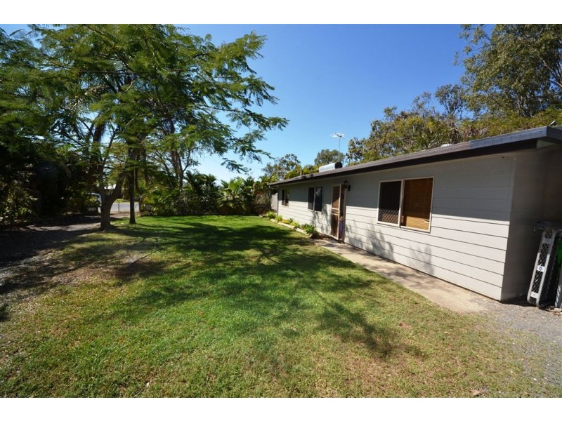 8 Jillian Court, Gracemere QLD 4702