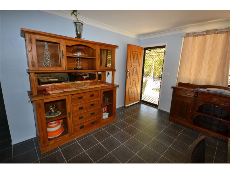 61 Capricorn Street, Gracemere QLD 4702