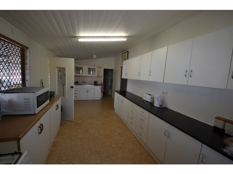 222 Del Rosa Road, Alton Downs QLD 4702