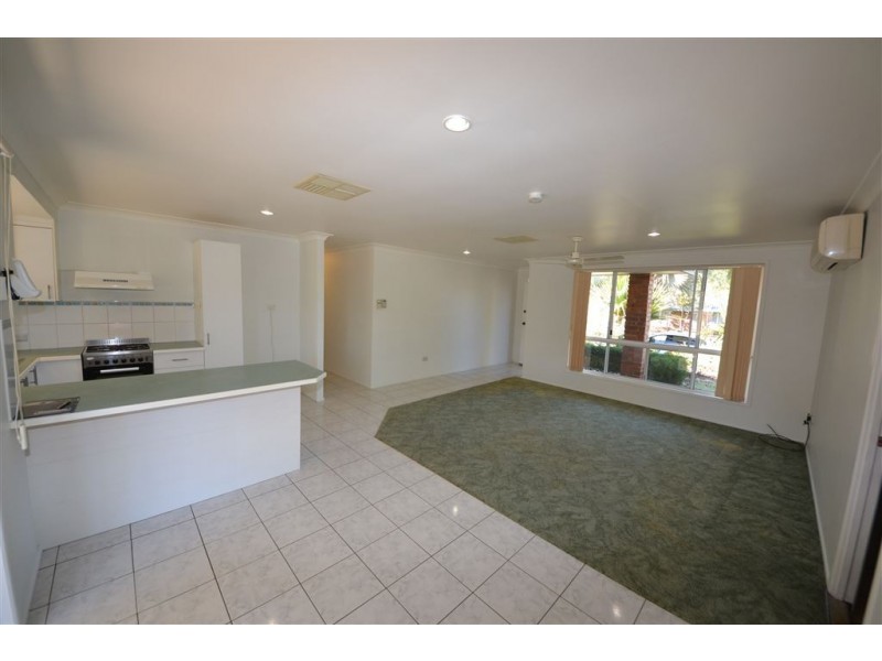 15 Davison Street, Gracemere QLD 4702