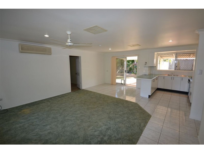 15 Davison Street, Gracemere QLD 4702