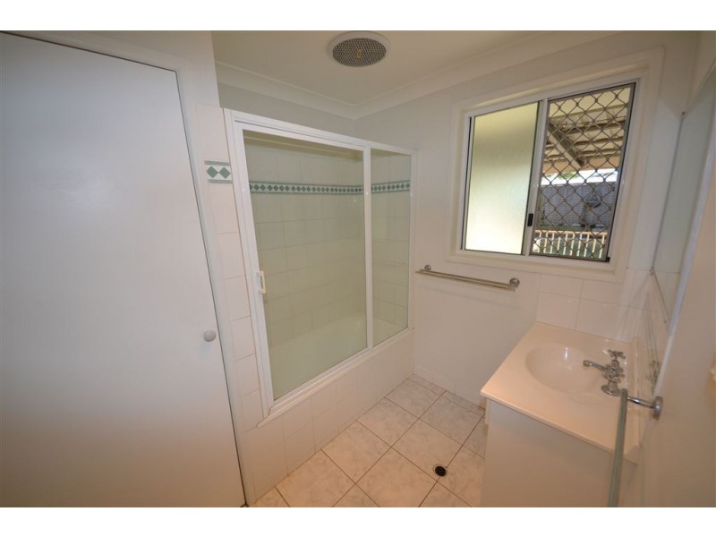 15 Davison Street, Gracemere QLD 4702