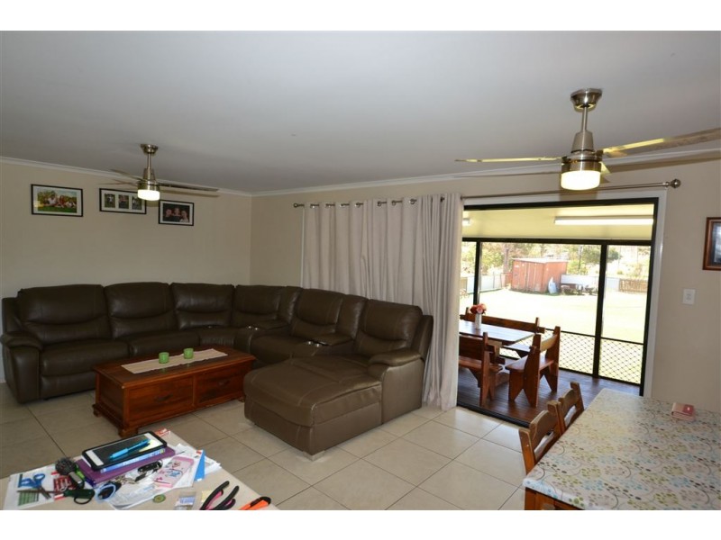65 Moonmera Street, Kabra QLD 4702