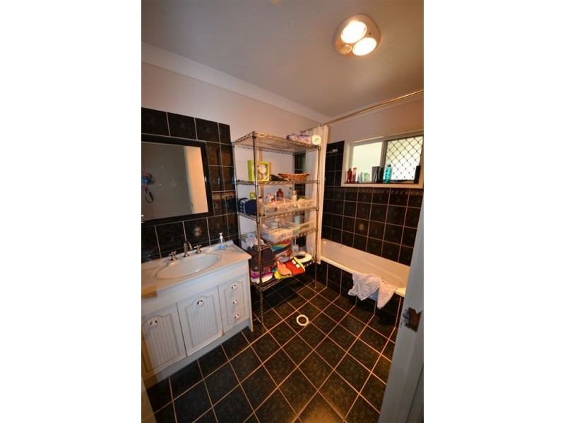 6 Deakin Close, Gracemere QLD 4702