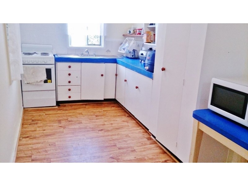 2 Clarence Street, Mount Morgan QLD 4714