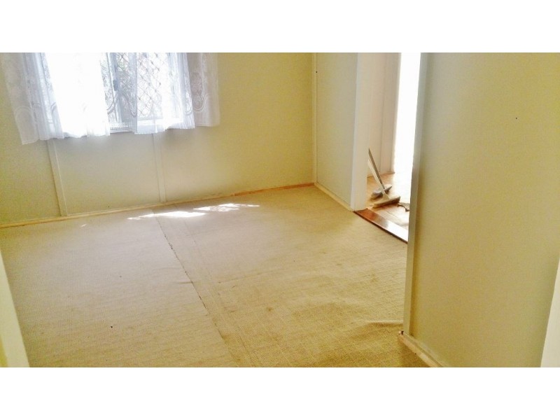 2 Clarence Street, Mount Morgan QLD 4714