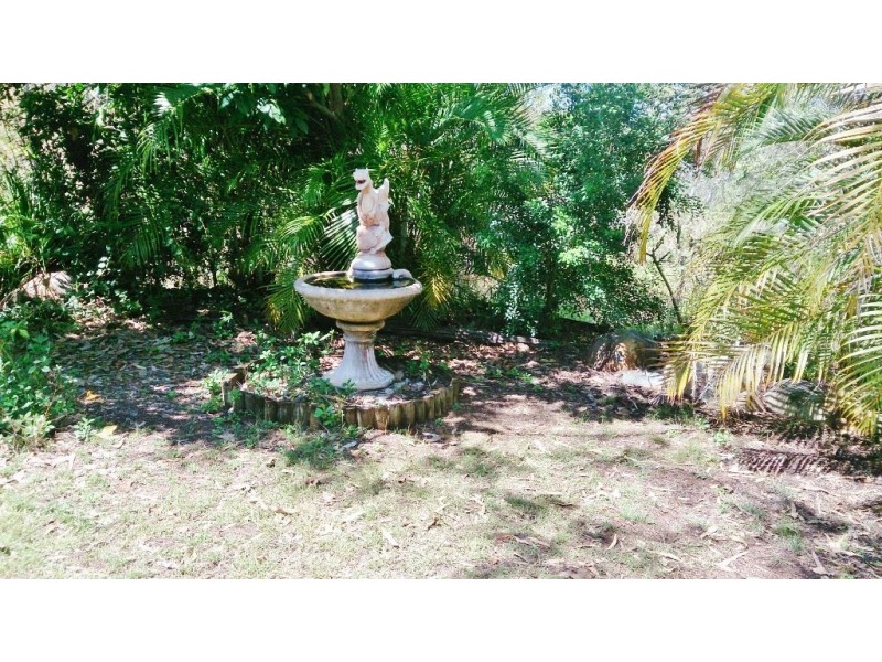 2 Porters Lane, Mount Morgan QLD 4714