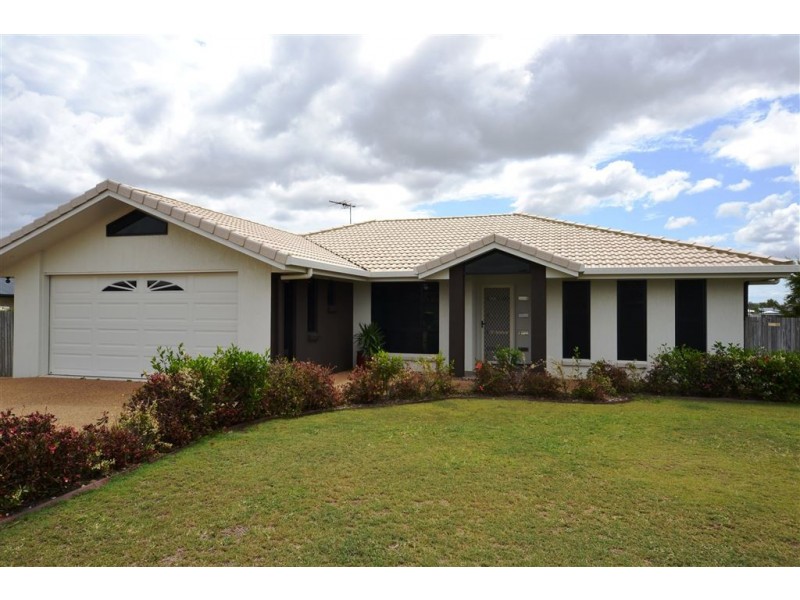 12 Ingram Drive, Gracemere QLD 4702
