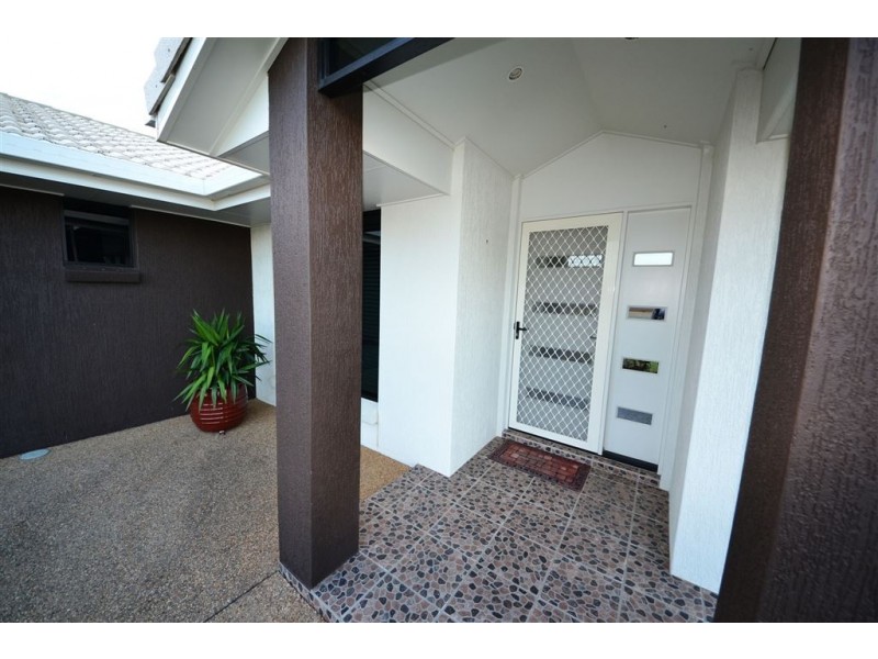 12 Ingram Drive, Gracemere QLD 4702