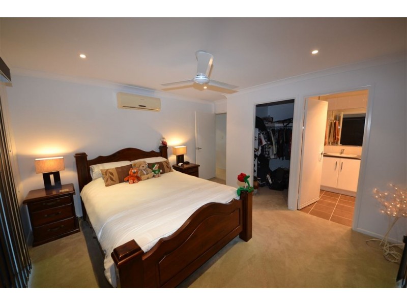 12 Ingram Drive, Gracemere QLD 4702