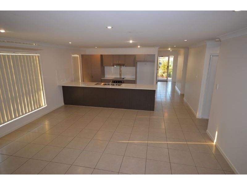 4 Belltrees Place, Gracemere QLD 4702