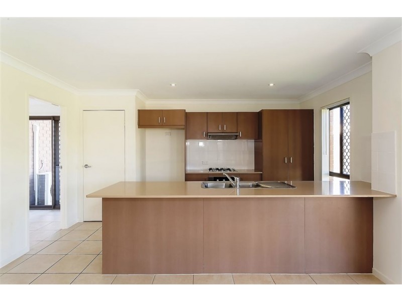 35 Doongarra Crescent, Gracemere QLD 4702