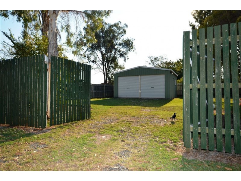 12 Schirmer Close, Gracemere QLD 4702