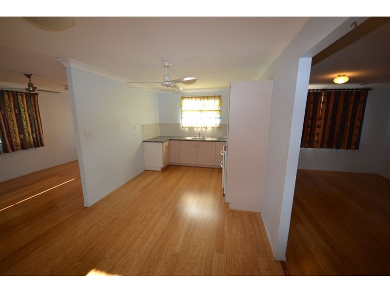 12 Schirmer Close, Gracemere QLD 4702