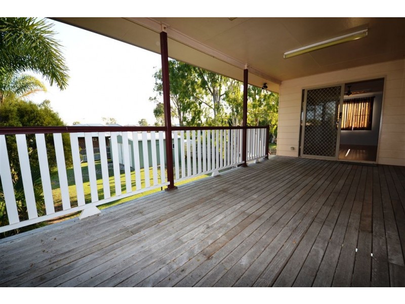 12 Schirmer Close, Gracemere QLD 4702