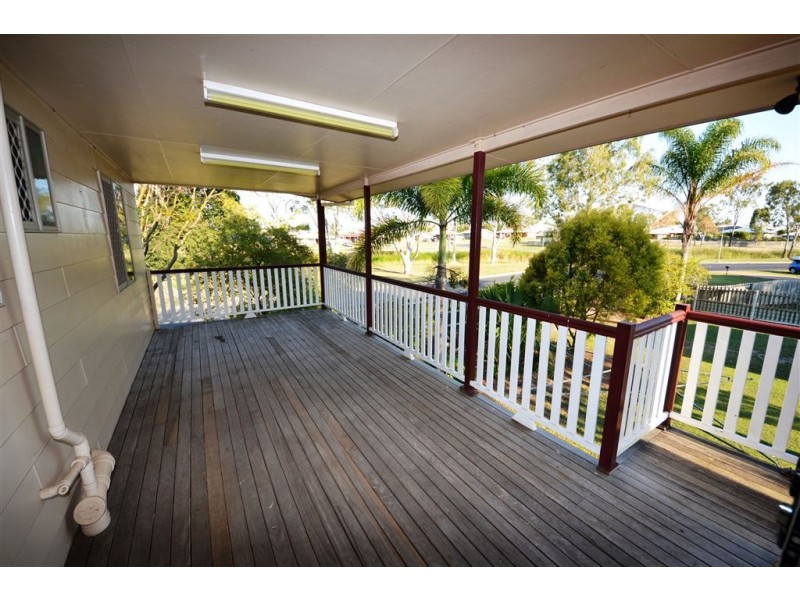 12 Schirmer Close, Gracemere QLD 4702