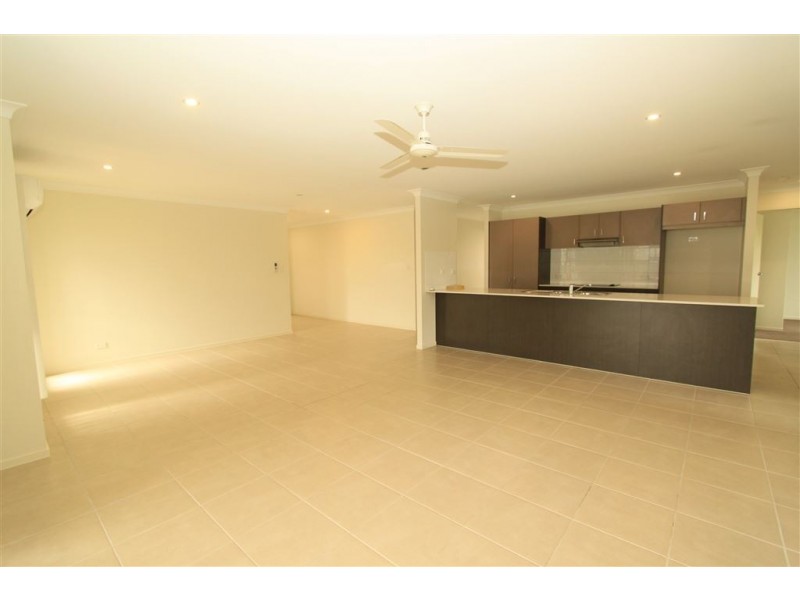 26 Chatterton Boulevard, Gracemere QLD 4702