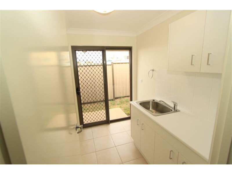 26 Chatterton Boulevard, Gracemere QLD 4702