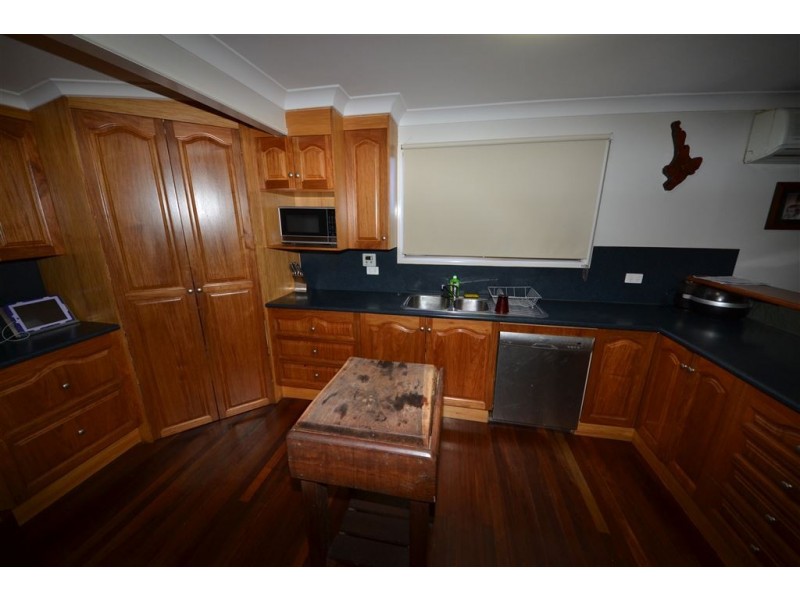 35 Victoria Street, Gracemere QLD 4702
